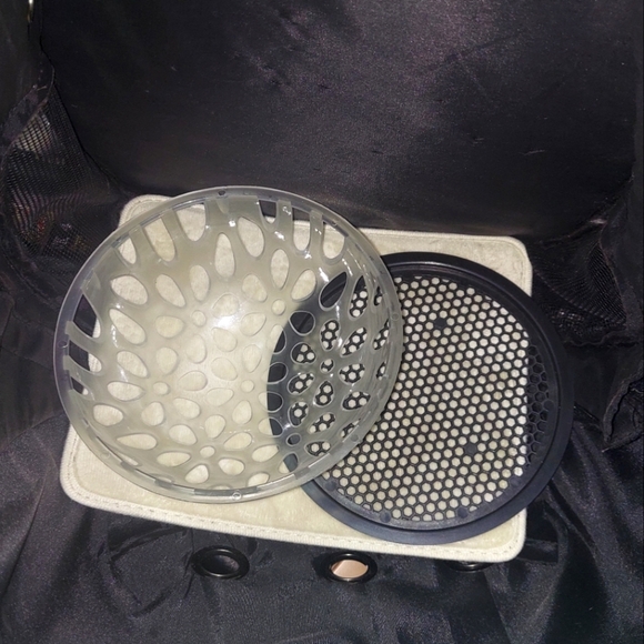 Mint Green Sherpa Lined Cat Carrier Backpack Plus 2 Additional Vented Screens - Picture 7 of 7